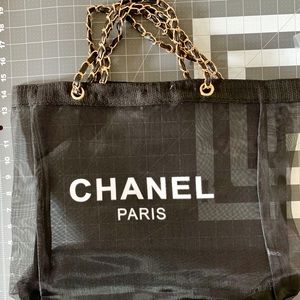 C*h*a*n*e*l* vip mesh tote